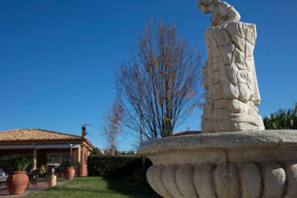 Casa Bella Con Piscina Villa Caldes De Montbui Exterior foto