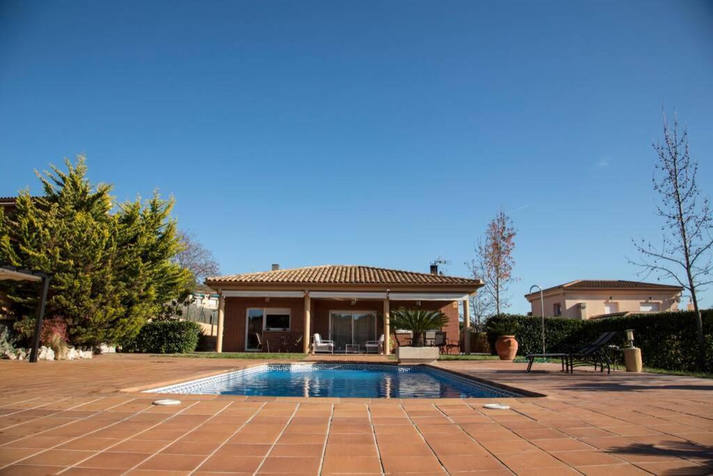 Casa Bella Con Piscina Villa Caldes De Montbui Exterior foto