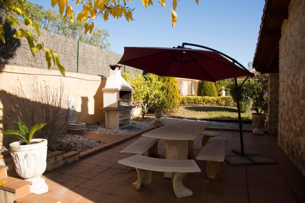 Casa Bella Con Piscina Villa Caldes De Montbui Exterior foto